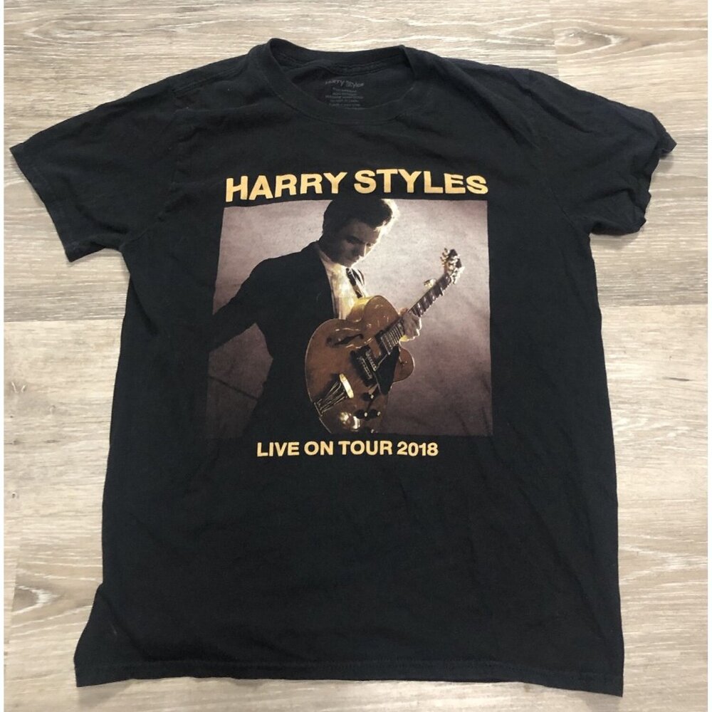 Harry Styels Official Live On Tour‎ 2018 Shirt Men Size Medium Black